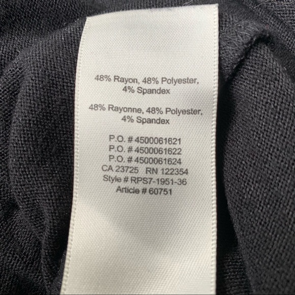 Aritzia Sexy off-shoulder 🔥 - Picture 2 of 3